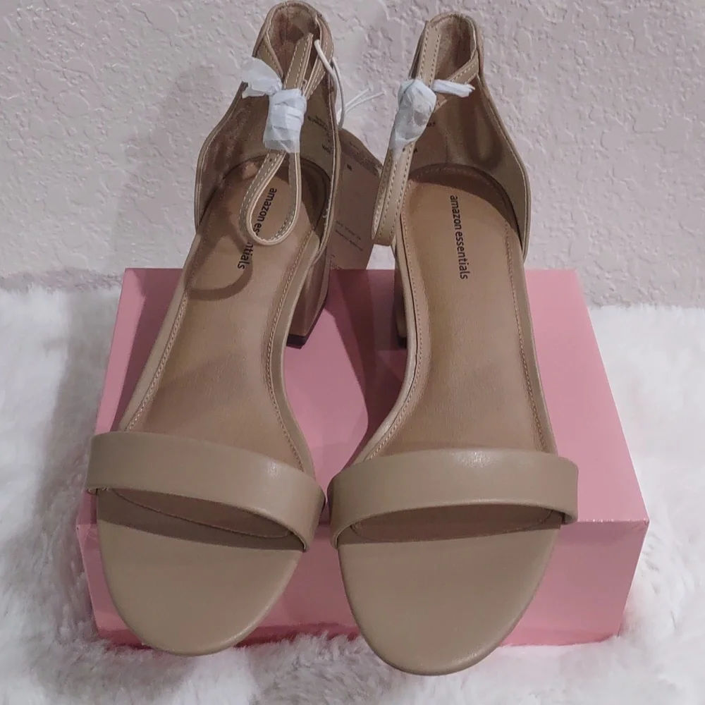 Amazon Essentials Sandals. - Picture 5 of 12
